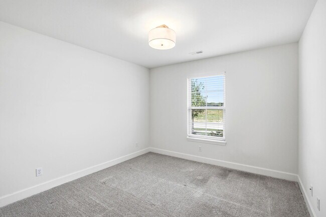 Building Photo - 1017 Spyglass Ct