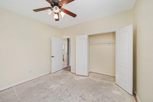 Building Photo - 107 Bella Sole