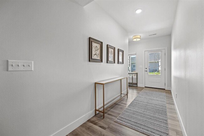 Building Photo - 2881 Blue Sage Dr