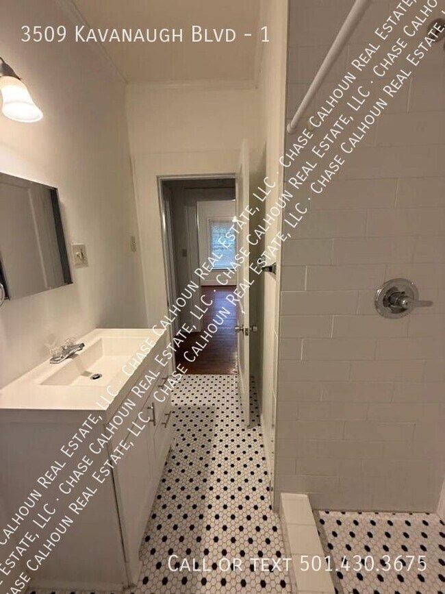 Building Photo - 3509 Kavanaugh Blvd