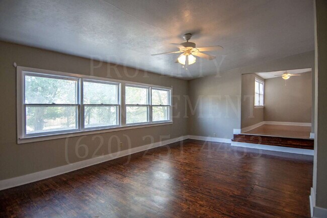 Building Photo - 4-Bedroom 2-Bathroom + Bonus Room