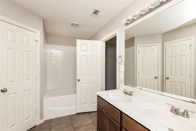 Building Photo - 3401 Michelle Ridge Dr