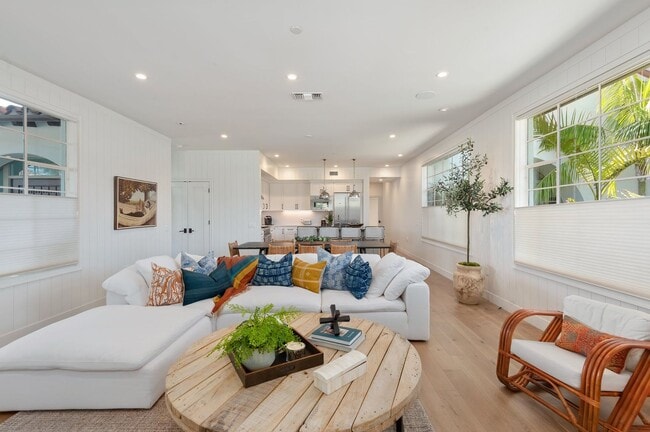 Building Photo - STUNNING  property for lease ~ Experience the Santa Barbara LIFE!