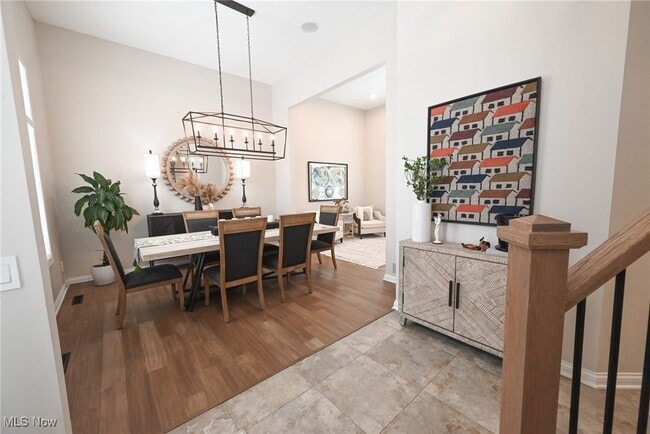 Building Photo - 1305 Fieldstone Ct