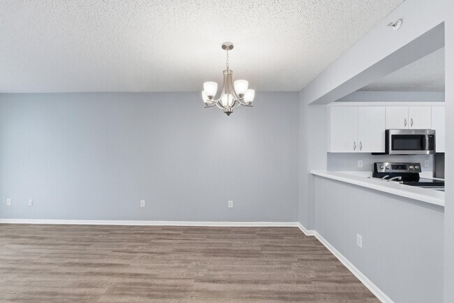 Building Photo - 9511 Weldon Cir