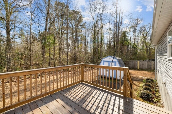 Building Photo - Woodbury Farms