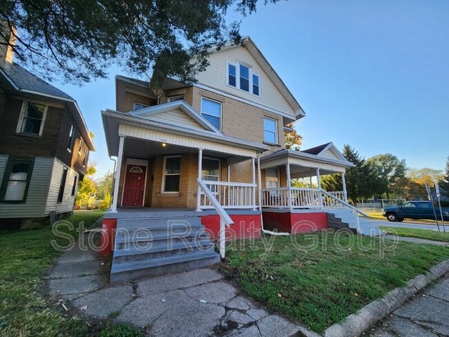 Primary Photo - 1028 S 8th St