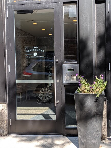 Building Photo - 10 Exchange St