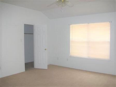 Building Photo - 320 W Church Ave