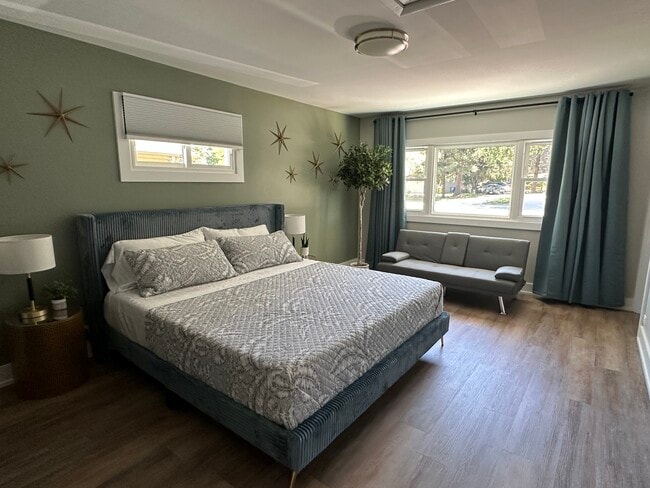 Building Photo - 2909 Flossmoor Rd