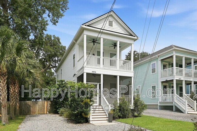 Building Photo - 4613 Oakwood Ave