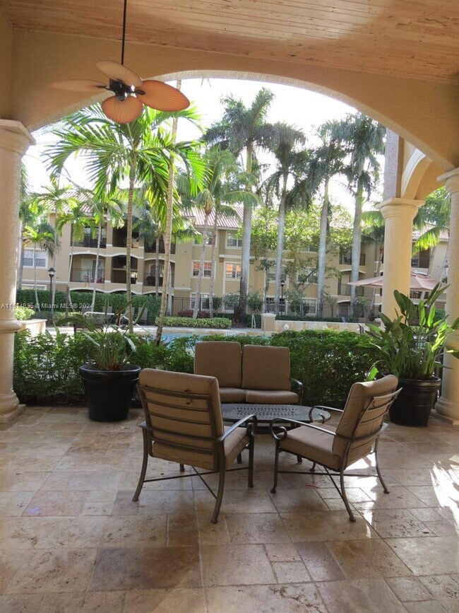 Building Photo - 140 SW 117th Ave