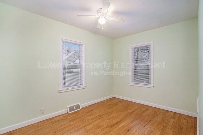 Building Photo - 2021 Academy St