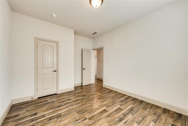 Building Photo - 110 Thoroughbred St