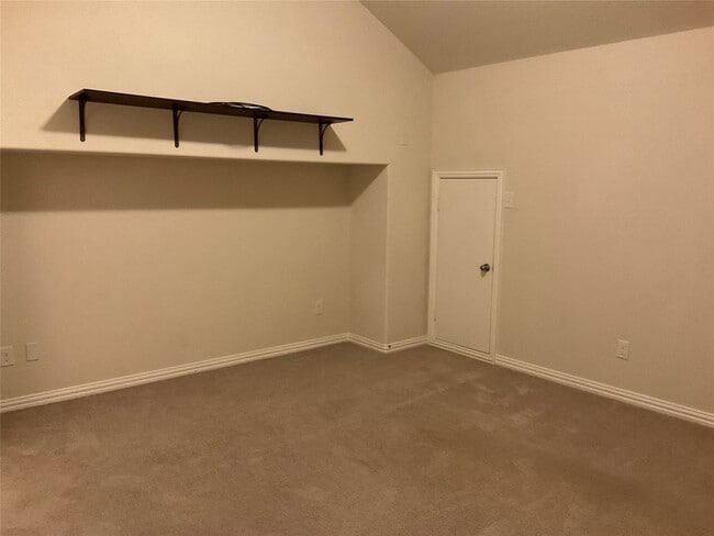 Building Photo - 3040 Seabrook Dr