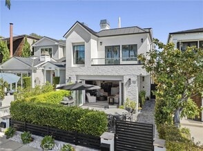 Building Photo - 712 Marguerite Ave