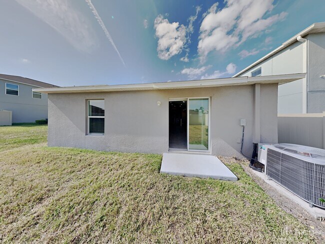 Building Photo - 5029 Golden Fig Ln