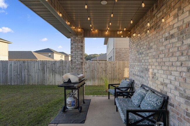 Building Photo - 113 Ridgeway Cir