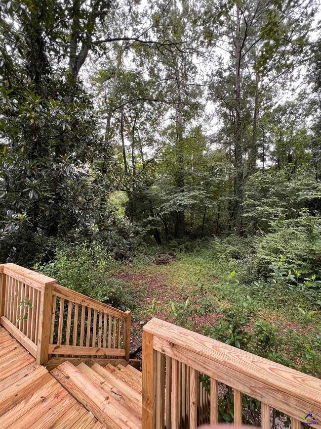 Building Photo - 789 S Forest Lake Dr