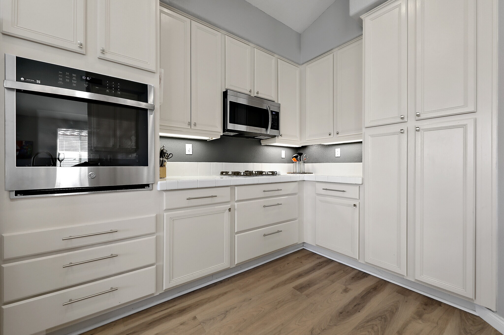 Building Photo - 76747 Minaret Way