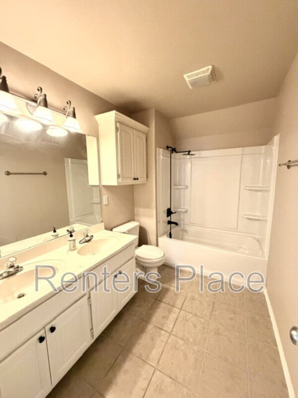 Building Photo - 8523 S 70th E Ave