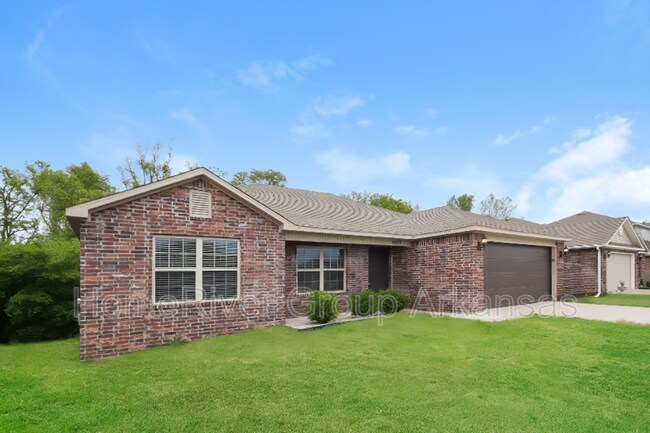 Building Photo - 6607 SW Chestnut Hill Rd