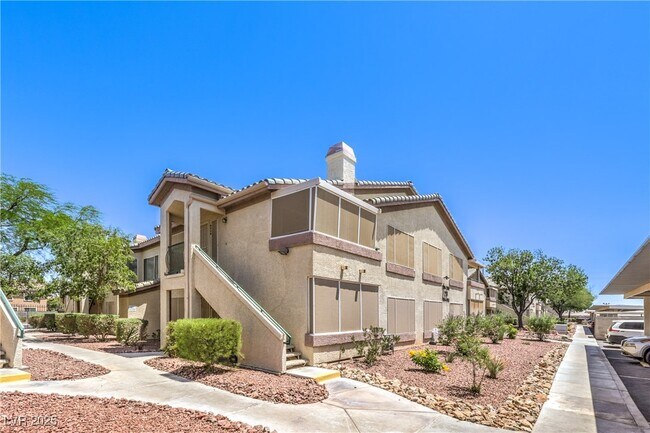 Building Photo - 5710 E Tropicana Ave