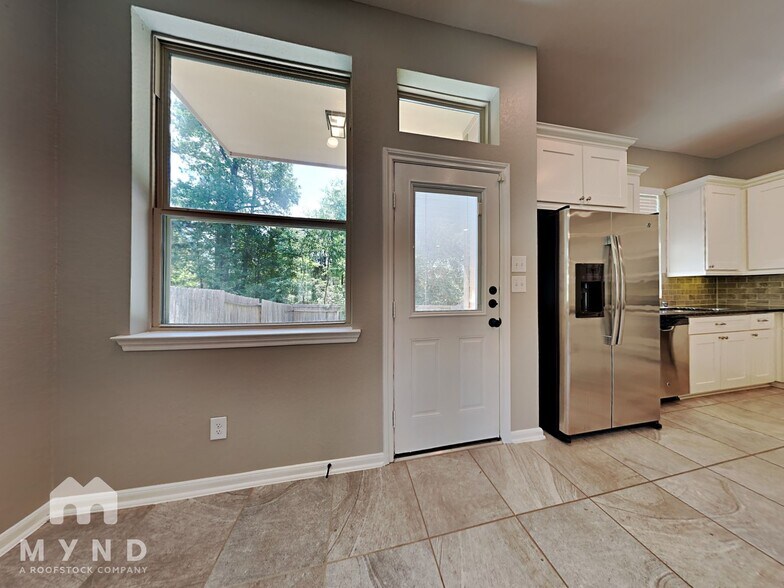 Building Photo - 118 Cheswood Forest Dr