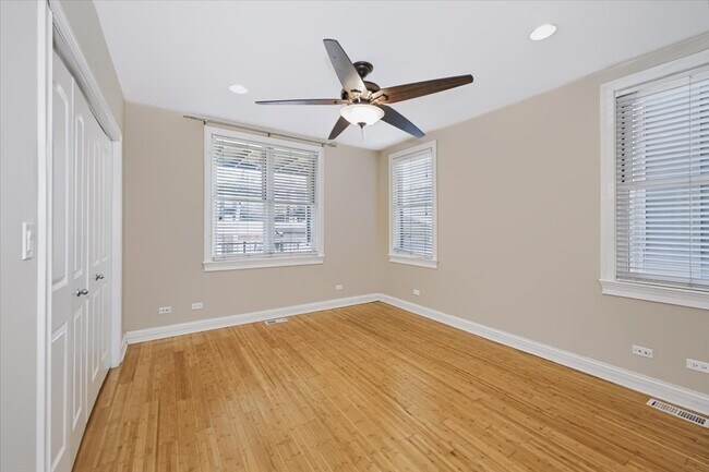 Building Photo - 2425 W Arthington St