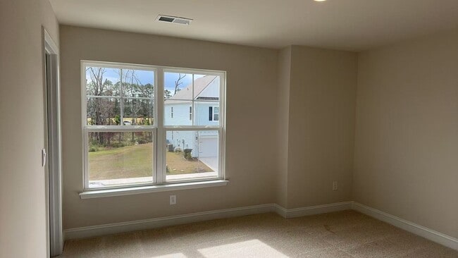 Building Photo - 1820 Hardwood Ct