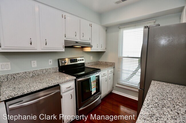 Building Photo - 3 br, 2 bath House - 409 33rd Street #B