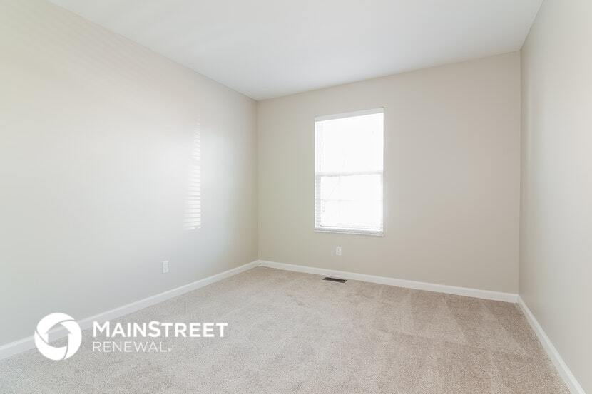 Building Photo - 3064 Laurel Village Cir