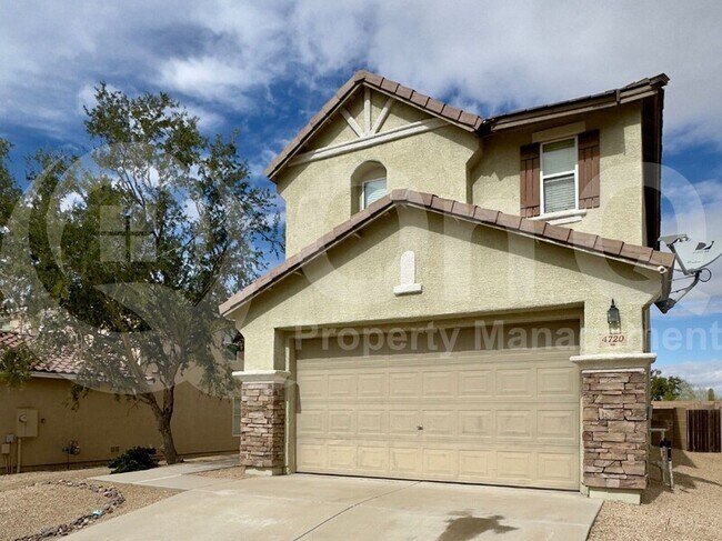 Building Photo - 4720 W Lindenthal Ln