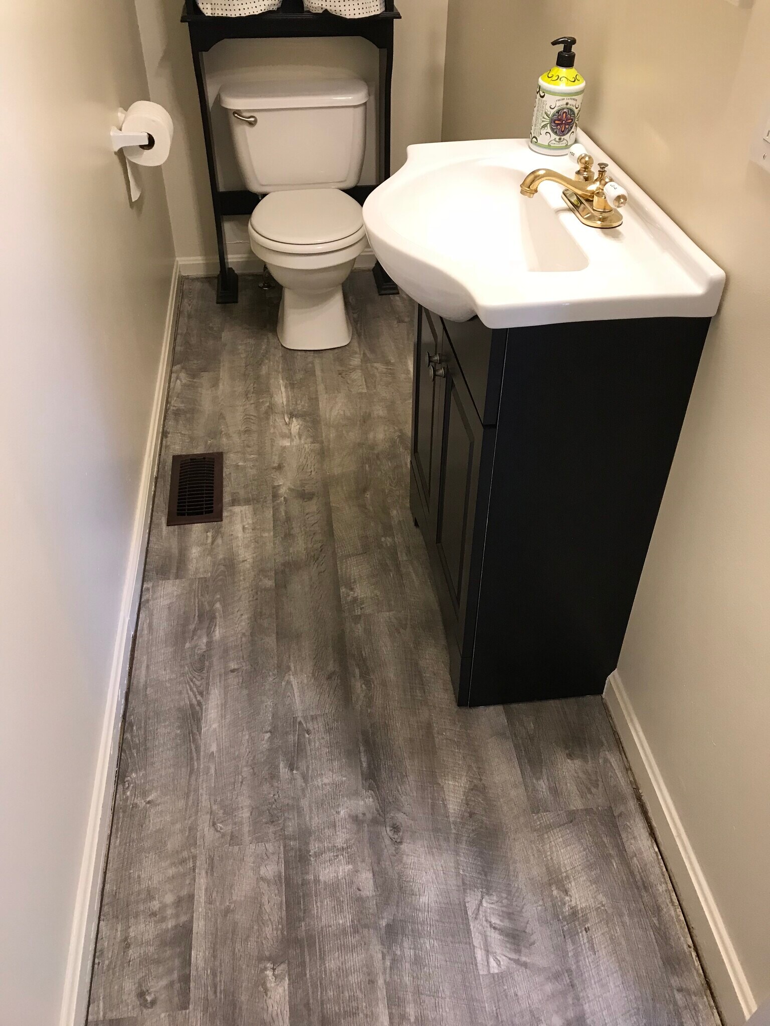 Building Photo - 15 W South St