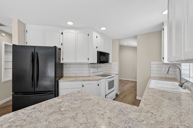Building Photo - A Private Sanctuary with Perfect Proximity