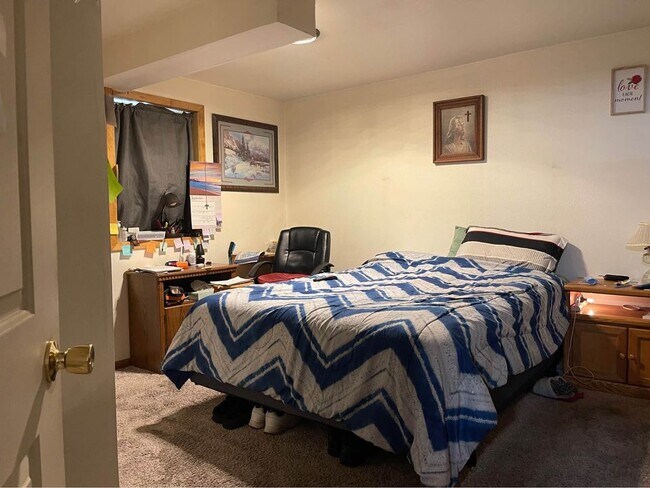 Building Photo - 224 State St