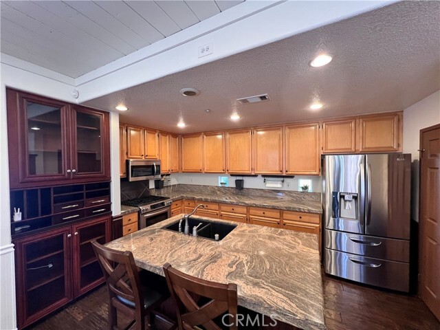 Building Photo - 28038 Via De Costa