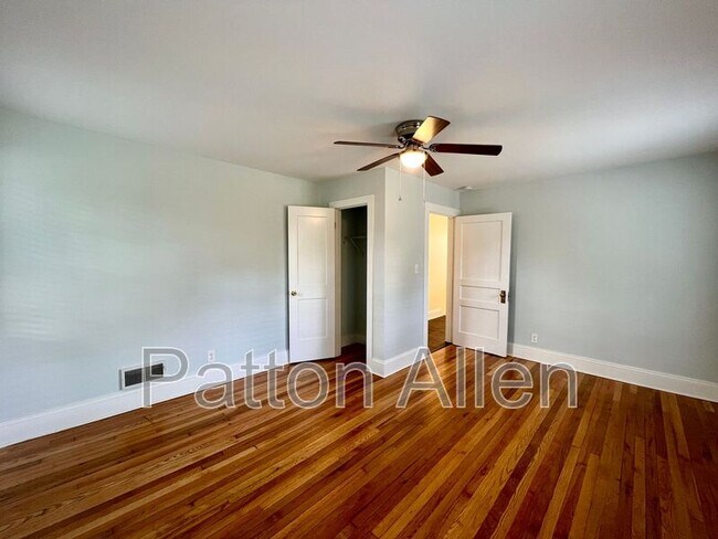 Building Photo - 145 Blanton St
