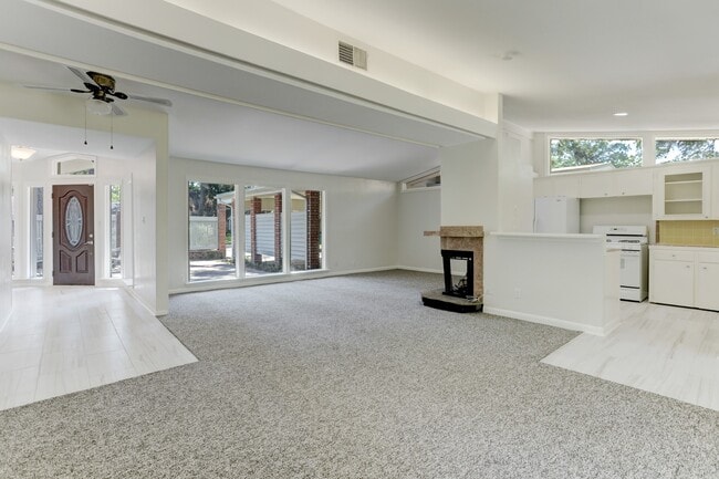 Building Photo - 10226 Ivyridge Rd