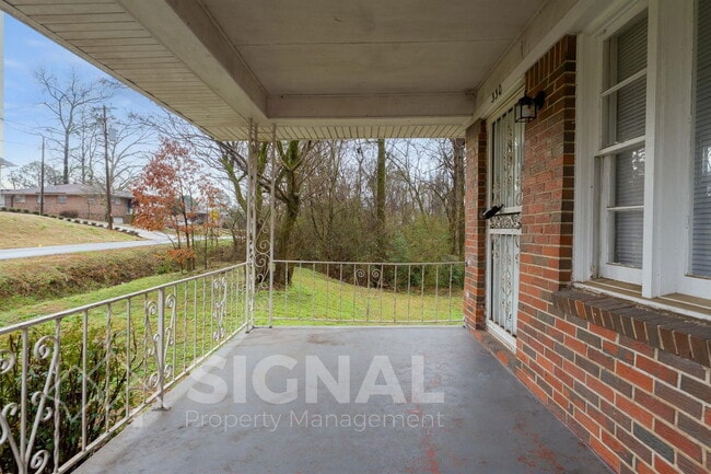 Building Photo - 330 Harlem Ave