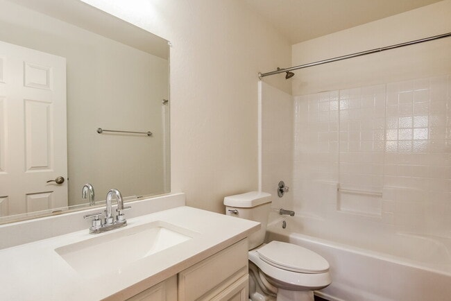 Building Photo - 12026 W Yuma St