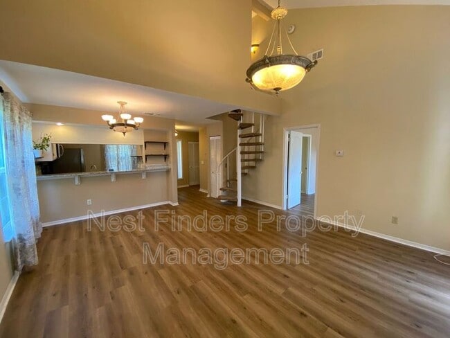 Building Photo - 11866 Ashbrook Cir N