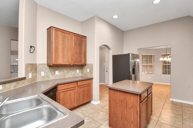 Building Photo - 4918 Jarl Ct