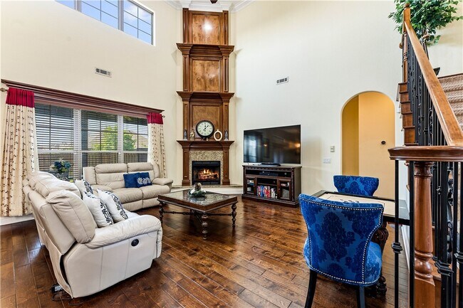 Building Photo - 4602 W Warbal Trail