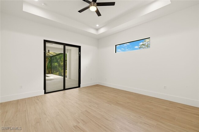 Building Photo - 1587 Golden Gate Blvd W