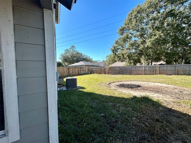 Building Photo - 8007 Arrington Forest Ln