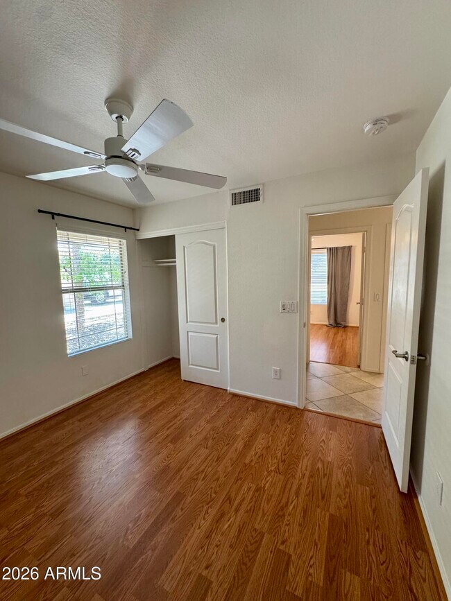 Building Photo - 6510 W Behrend Dr