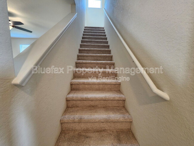 Building Photo - 10367 Braunig