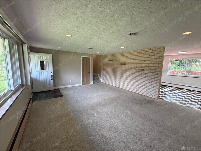 Building Photo - 2190 Turnbull Rd