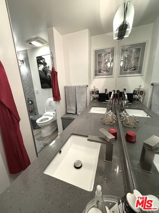 Building Photo - 843 4th St